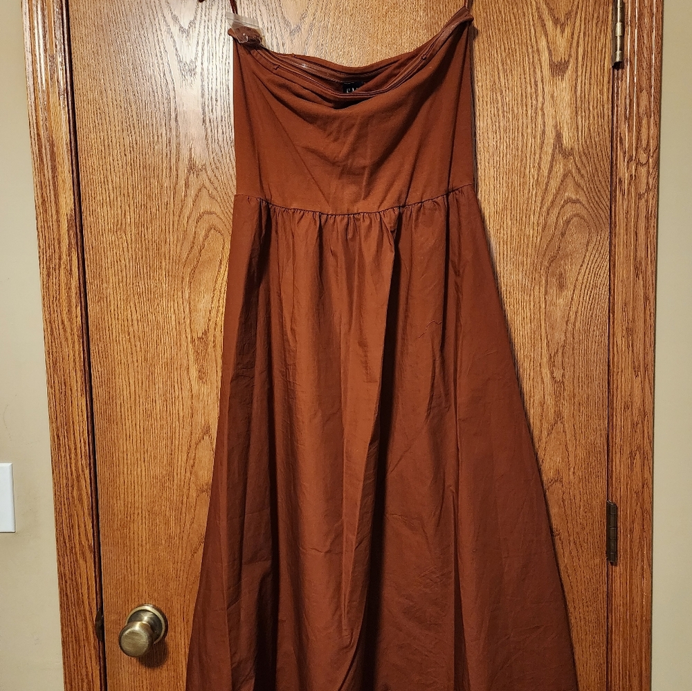 Gorgeous Gap Dress: Mixed Media, Midi Length, Endless Looks!